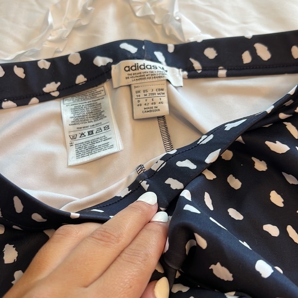 Adidas leggings - Picture 2 of 2